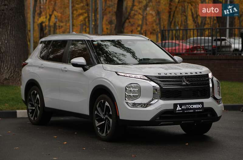 Внедорожник / Кроссовер Mitsubishi Outlander 2022 в Харькове фото 3 Внедорожник / Кроссовер Mitsubishi Outlander 2022 в Харькове