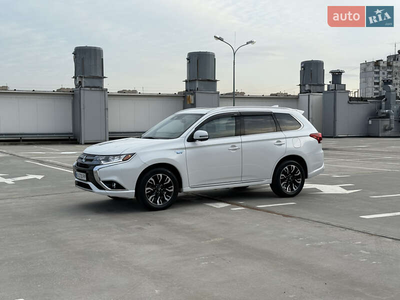 Позашляховик / Кросовер Mitsubishi Outlander 2018 в Києві фото 14 Позашляховик / Кросовер Mitsubishi Outlander 2018 в Києві