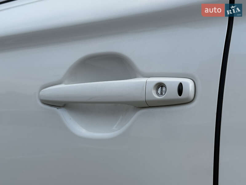 Позашляховик / Кросовер Mitsubishi Outlander 2018 в Києві фото 43 Позашляховик / Кросовер Mitsubishi Outlander 2018 в Києві