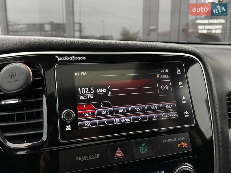 Позашляховик / Кросовер Mitsubishi Outlander 2016 в Києві фото 28 Позашляховик / Кросовер Mitsubishi Outlander 2016 в Києві