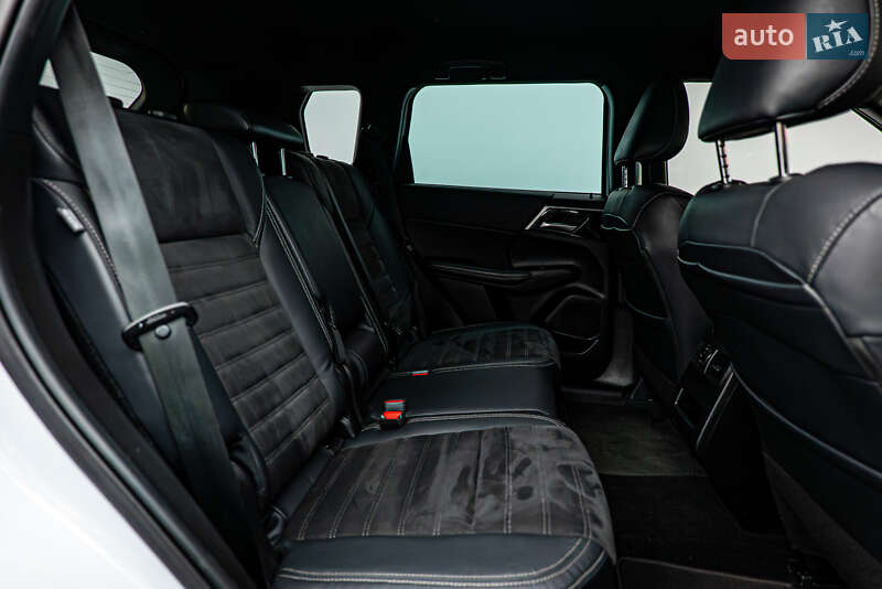 Позашляховик / Кросовер Mitsubishi Outlander 2023 в Києві фото 22 Позашляховик / Кросовер Mitsubishi Outlander 2023 в Києві