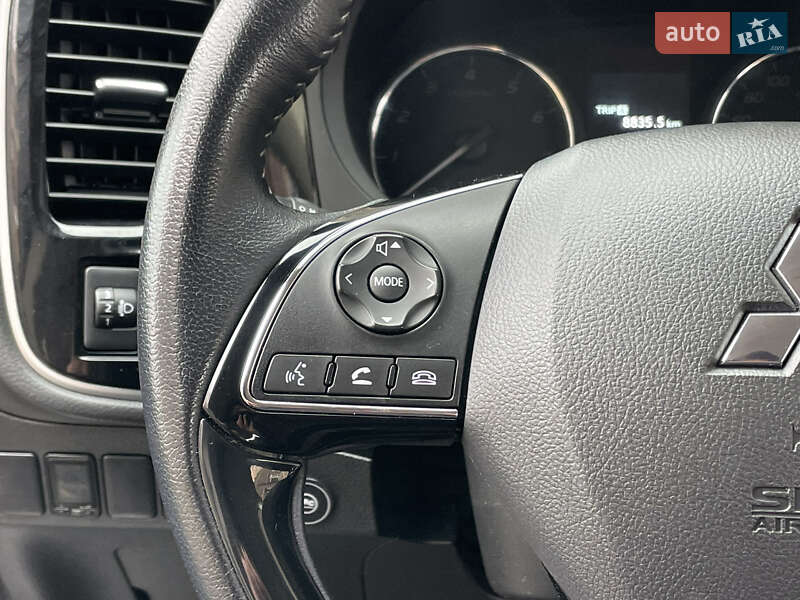 Внедорожник / Кроссовер Mitsubishi Outlander 2021 в Киеве фото 19 Внедорожник / Кроссовер Mitsubishi Outlander 2021 в Киеве