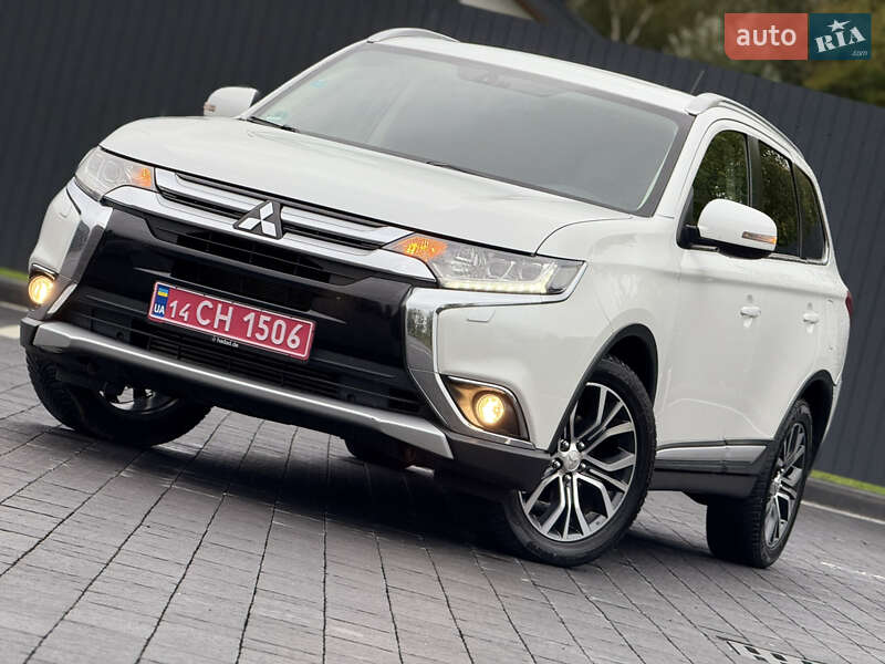Позашляховик / Кросовер Mitsubishi Outlander 2016 в Самборі фото 19 Позашляховик / Кросовер Mitsubishi Outlander 2016 в Самборі