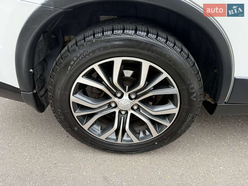 Позашляховик / Кросовер Mitsubishi Outlander 2015 в Києві фото 4 Позашляховик / Кросовер Mitsubishi Outlander 2015 в Києві