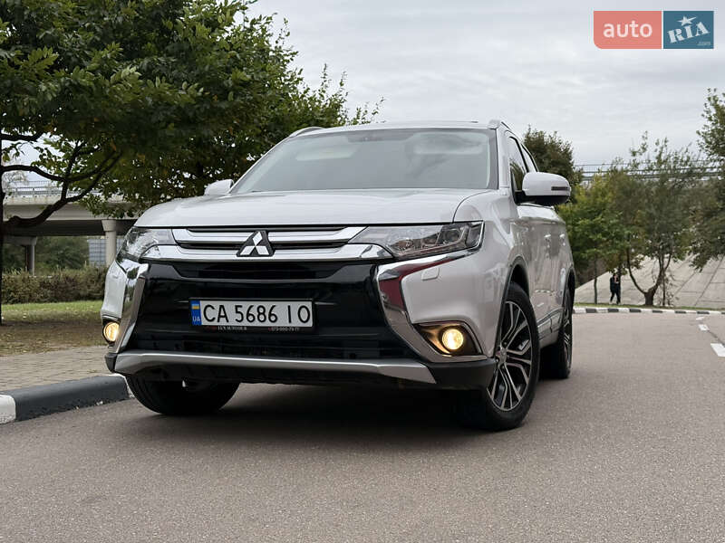Позашляховик / Кросовер Mitsubishi Outlander 2015 в Києві фото 13 Позашляховик / Кросовер Mitsubishi Outlander 2015 в Києві