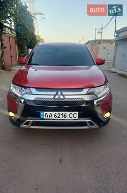 Позашляховик / Кросовер Mitsubishi Outlander 2019 в Києві Позашляховик / Кросовер Mitsubishi Outlander 2019 в Києві