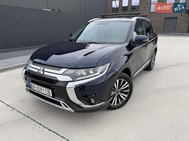 Позашляховик / Кросовер Mitsubishi Outlander 2021 в Кропивницькому фото 16 Позашляховик / Кросовер Mitsubishi Outlander 2021 в Кропивницькому