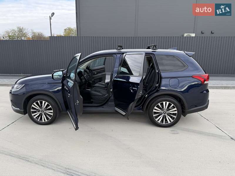 Позашляховик / Кросовер Mitsubishi Outlander 2021 в Кропивницькому фото 19 Позашляховик / Кросовер Mitsubishi Outlander 2021 в Кропивницькому