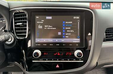 Внедорожник / Кроссовер Mitsubishi Outlander 2021 в 