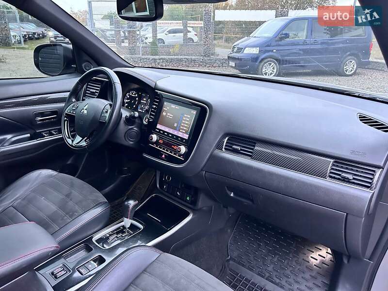 Позашляховик / Кросовер Mitsubishi Outlander 2020 в Одесі фото 40 Позашляховик / Кросовер Mitsubishi Outlander 2020 в Одесі