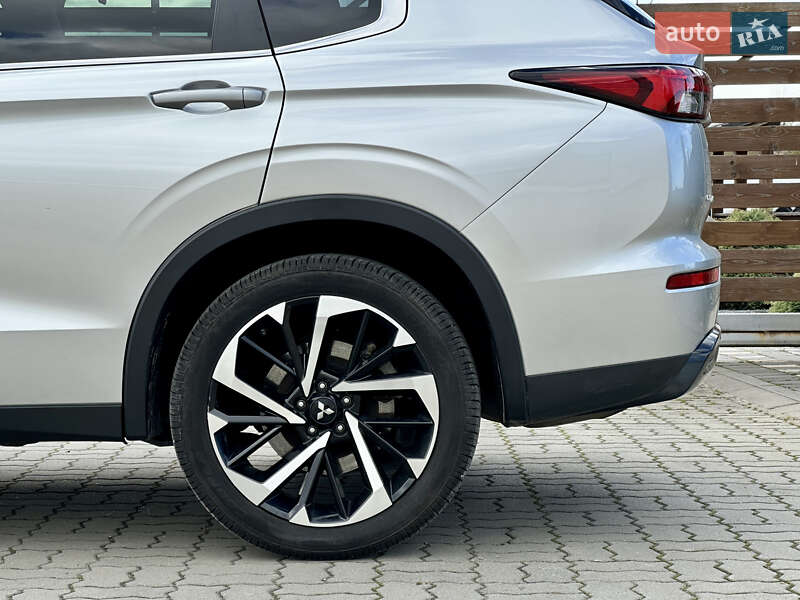 Позашляховик / Кросовер Mitsubishi Outlander 2022 в Стрию фото 10 Позашляховик / Кросовер Mitsubishi Outlander 2022 в Стрию