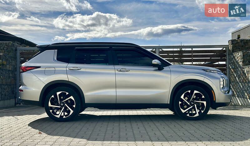 Позашляховик / Кросовер Mitsubishi Outlander 2022 в Стрию фото 30 Позашляховик / Кросовер Mitsubishi Outlander 2022 в Стрию