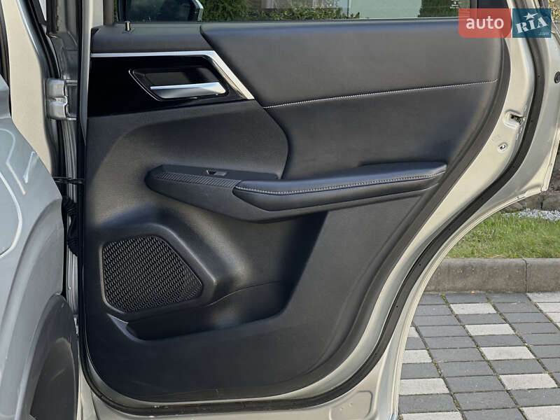 Позашляховик / Кросовер Mitsubishi Outlander 2022 в Стрию фото 82 Позашляховик / Кросовер Mitsubishi Outlander 2022 в Стрию