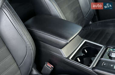 Позашляховик / Кросовер Mitsubishi Outlander 2022 в  фото 90 Позашляховик / Кросовер Mitsubishi Outlander 2022 в