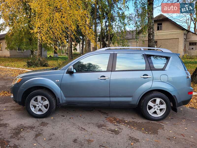 Позашляховик / Кросовер Mitsubishi Outlander 2008 в Теофіполі фото 3 Позашляховик / Кросовер Mitsubishi Outlander 2008 в Теофіполі