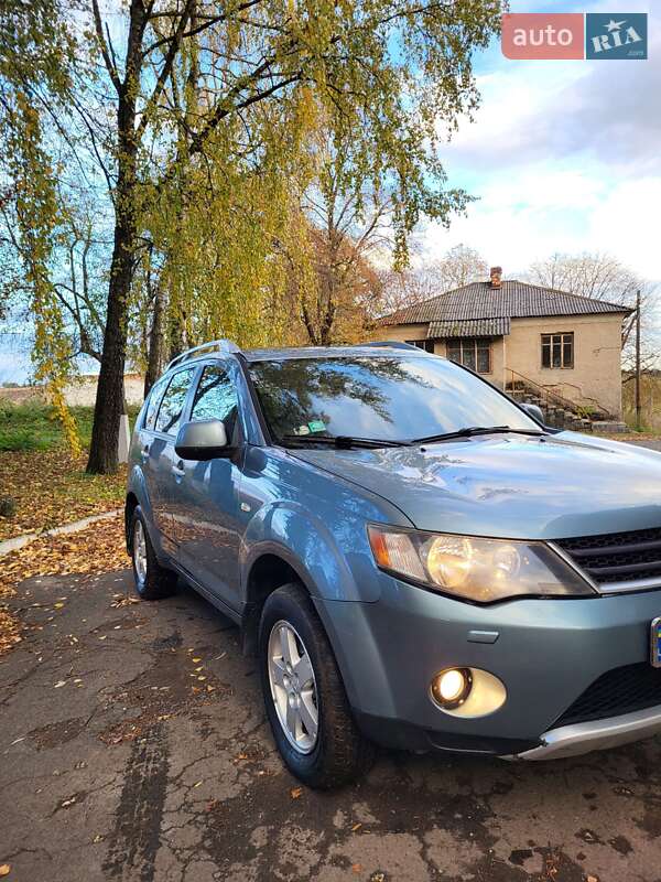Позашляховик / Кросовер Mitsubishi Outlander 2008 в Теофіполі фото 10 Позашляховик / Кросовер Mitsubishi Outlander 2008 в Теофіполі