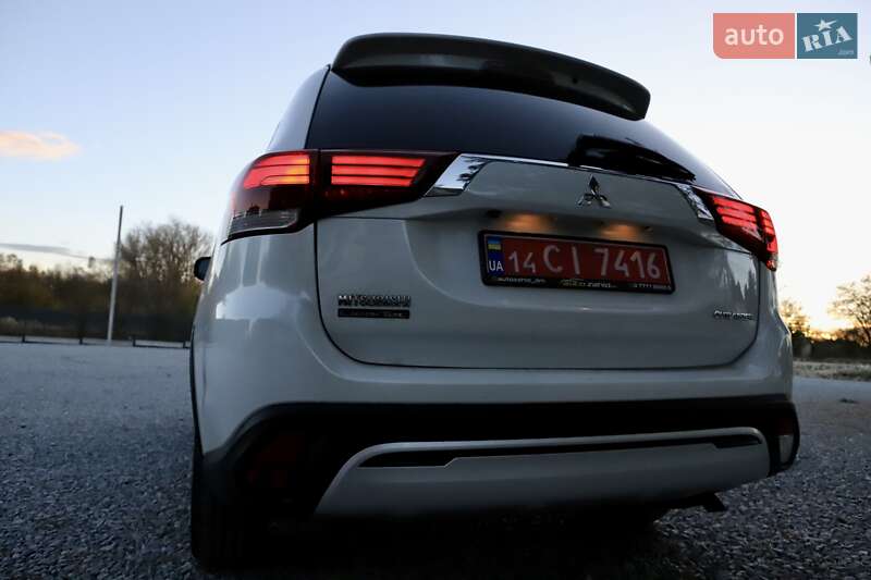 Внедорожник / Кроссовер Mitsubishi Outlander 2018 в Дрогобыче фото 43 Внедорожник / Кроссовер Mitsubishi Outlander 2018 в Дрогобыче