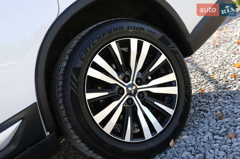 Внедорожник / Кроссовер Mitsubishi Outlander 2018 в Дрогобыче фото 74 Внедорожник / Кроссовер Mitsubishi Outlander 2018 в Дрогобыче