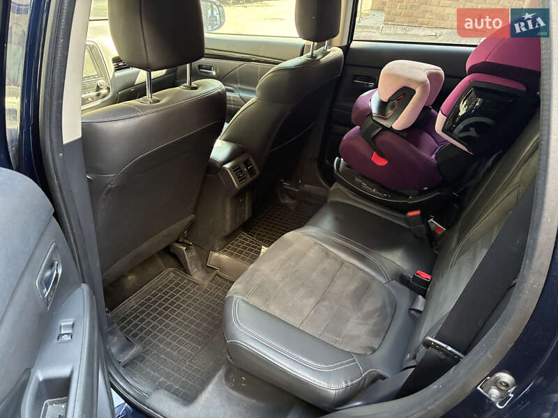 Позашляховик / Кросовер Mitsubishi Outlander 2020 в Тернополі