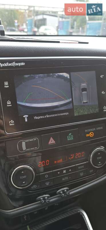 Позашляховик / Кросовер Mitsubishi Outlander 2018 в Житомирі