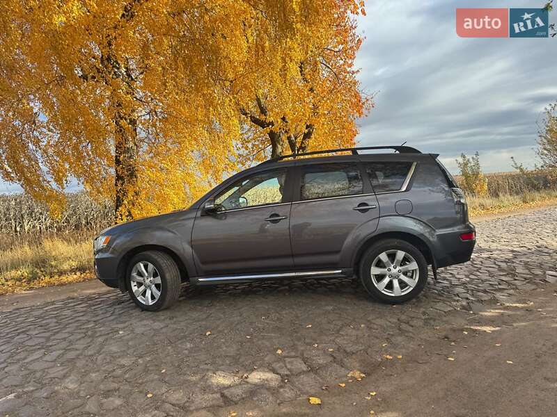 Внедорожник / Кроссовер Mitsubishi Outlander 2011 в Владимире фото 39 Внедорожник / Кроссовер Mitsubishi Outlander 2011 в Владимире