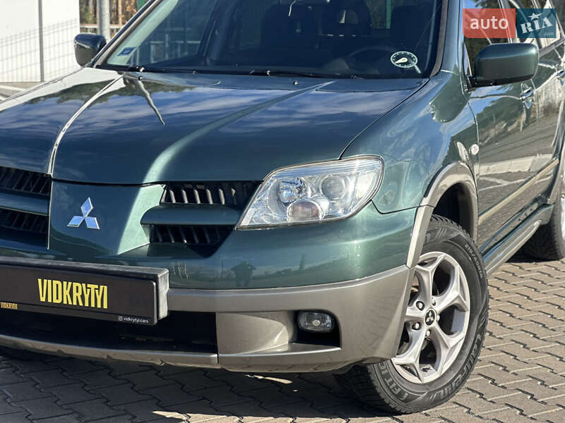 Позашляховик / Кросовер Mitsubishi Outlander 2006 в Києві фото 4 Позашляховик / Кросовер Mitsubishi Outlander 2006 в Києві