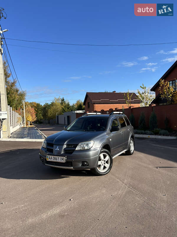 Внедорожник / Кроссовер Mitsubishi Outlander 2007 в Киеве фото 16 Внедорожник / Кроссовер Mitsubishi Outlander 2007 в Киеве