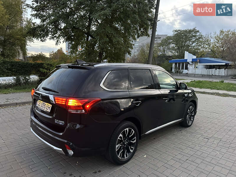 Позашляховик / Кросовер Mitsubishi Outlander 2018 в Черкасах