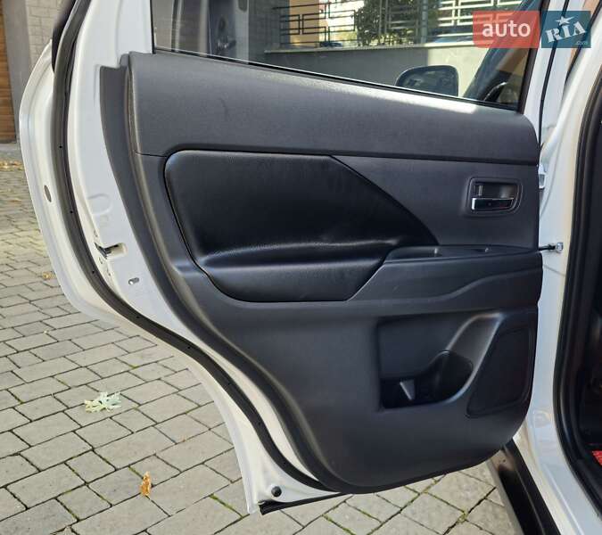 Внедорожник / Кроссовер Mitsubishi Outlander 2013 в Ивано-Франковске фото 50 Внедорожник / Кроссовер Mitsubishi Outlander 2013 в Ивано-Франковске