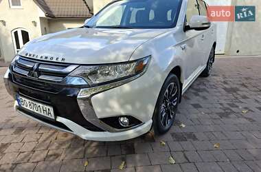 Внедорожник / Кроссовер Mitsubishi Outlander 2018 в Тернополе Внедорожник / Кроссовер Mitsubishi Outlander 2018 в Тернополе
