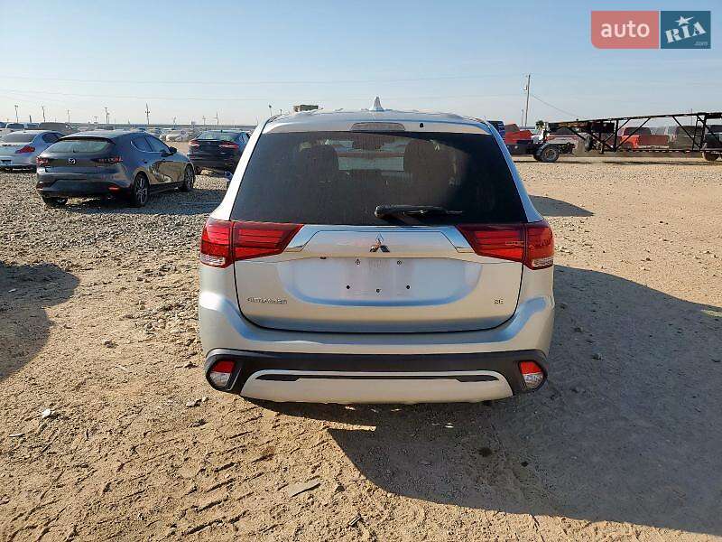 Позашляховик / Кросовер Mitsubishi Outlander 2020 в Кропивницькому фото 6 Позашляховик / Кросовер Mitsubishi Outlander 2020 в Кропивницькому