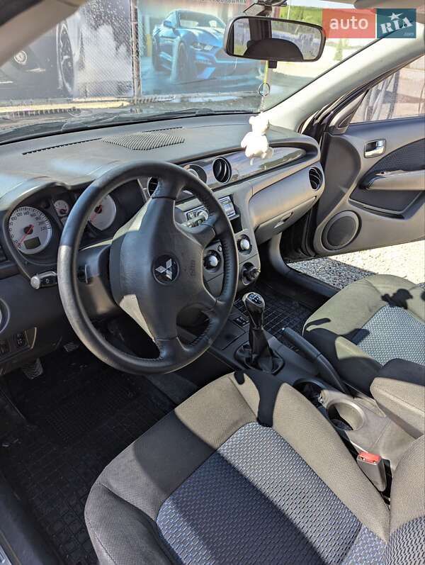 Внедорожник / Кроссовер Mitsubishi Outlander 2008 в Новой Ушице