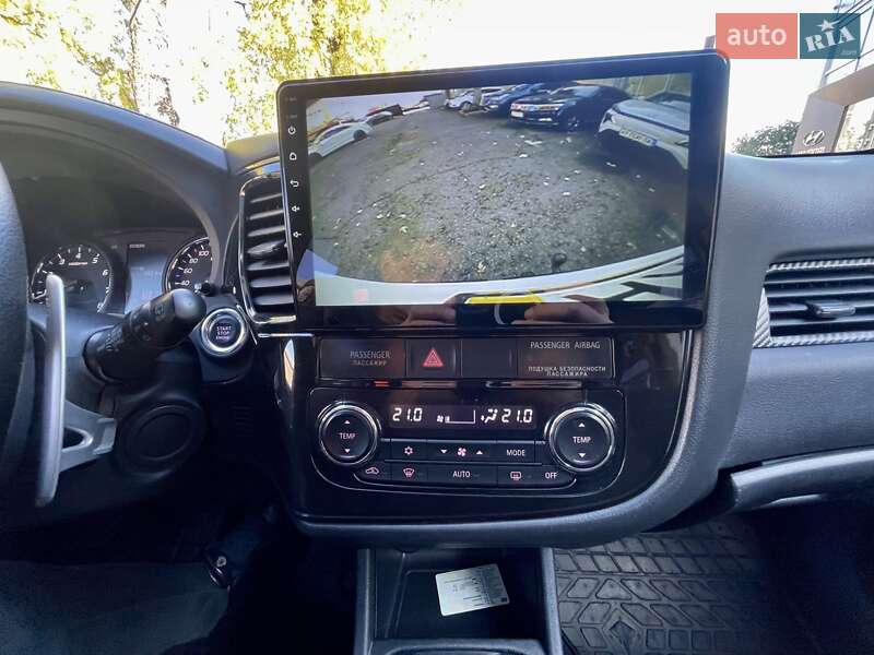 Внедорожник / Кроссовер Mitsubishi Outlander 2015 в Киеве фото 25 Внедорожник / Кроссовер Mitsubishi Outlander 2015 в Киеве
