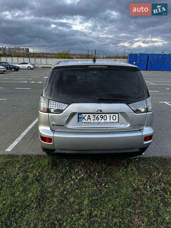 Позашляховик / Кросовер Mitsubishi Outlander 2010 в Білій Церкві фото 5 Позашляховик / Кросовер Mitsubishi Outlander 2010 в Білій Церкві