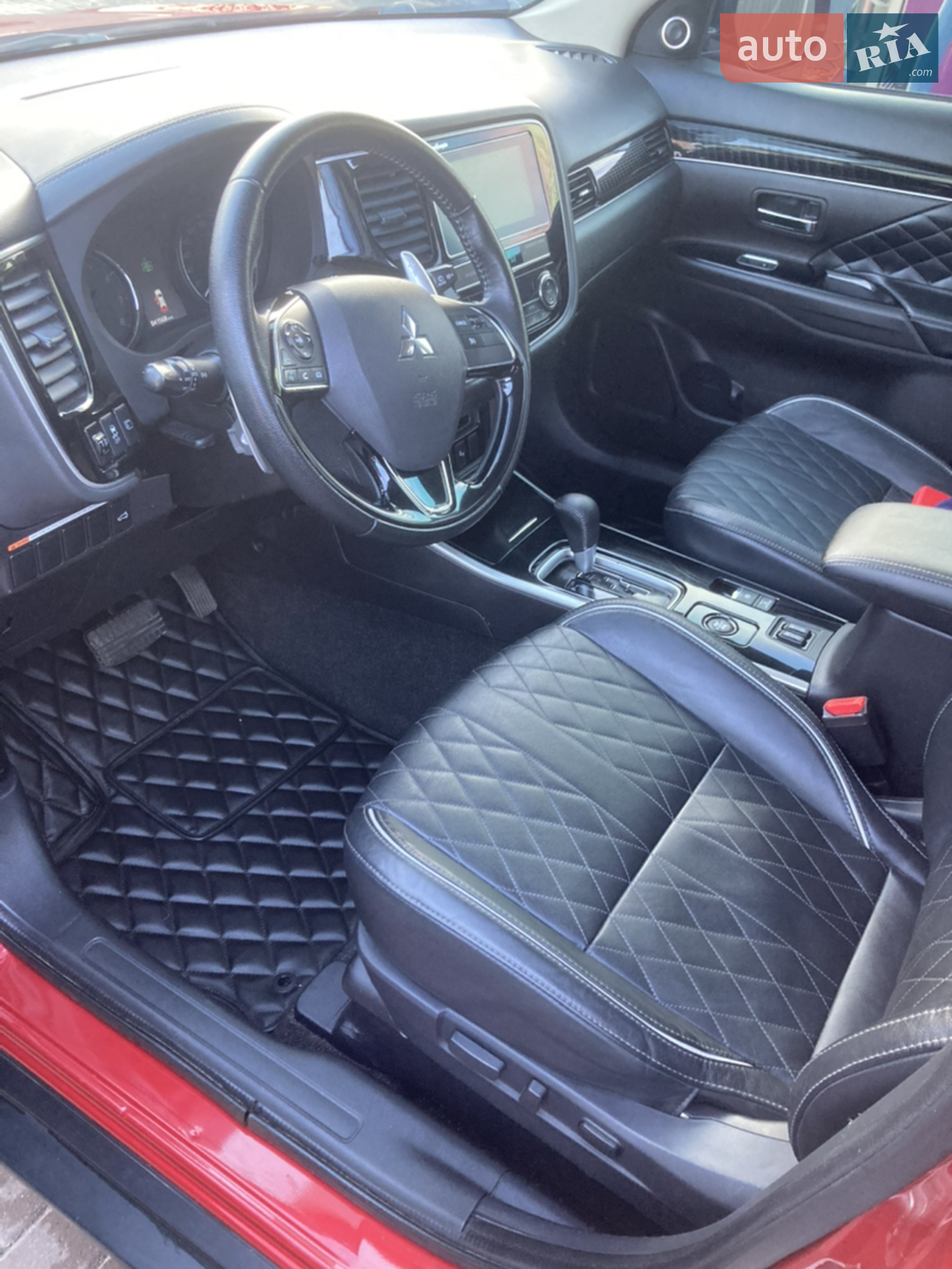 2018 Mitsubishi Outlander - мініатюра 30