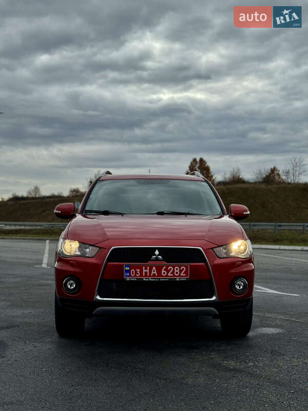 Внедорожник / Кроссовер Mitsubishi Outlander 2010 в Полтаве фото 8 Внедорожник / Кроссовер Mitsubishi Outlander 2010 в Полтаве