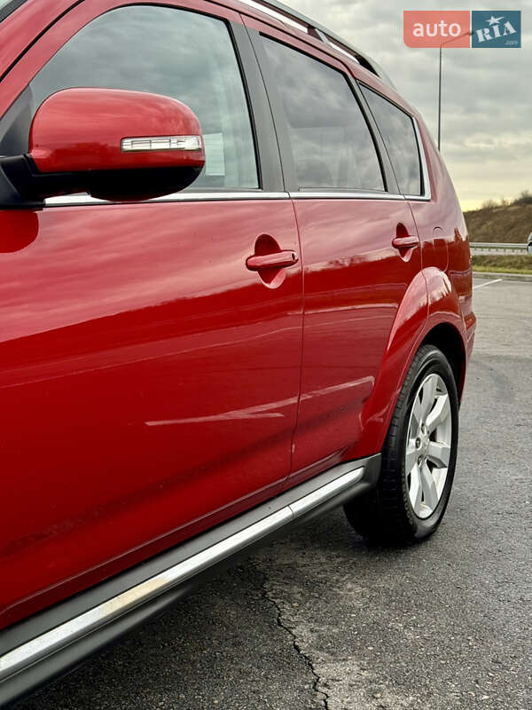 Внедорожник / Кроссовер Mitsubishi Outlander 2010 в Полтаве фото 15 Внедорожник / Кроссовер Mitsubishi Outlander 2010 в Полтаве