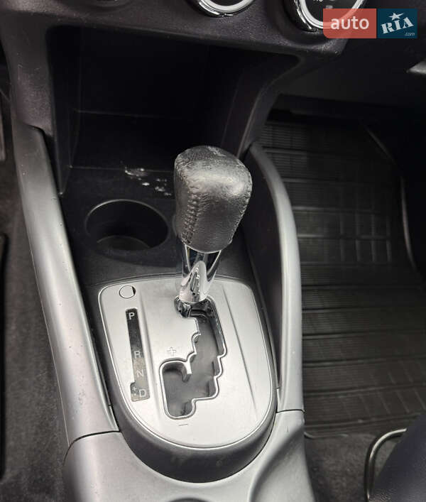 Внедорожник / Кроссовер Mitsubishi Outlander 2010 в Полтаве фото 25 Внедорожник / Кроссовер Mitsubishi Outlander 2010 в Полтаве