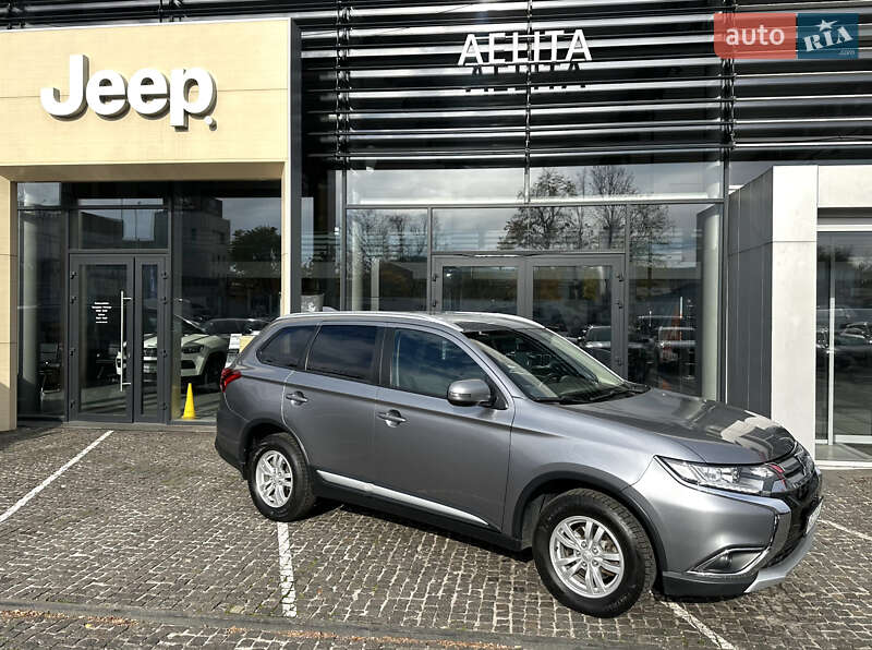 Позашляховик / Кросовер Mitsubishi Outlander 2017 в Дніпрі