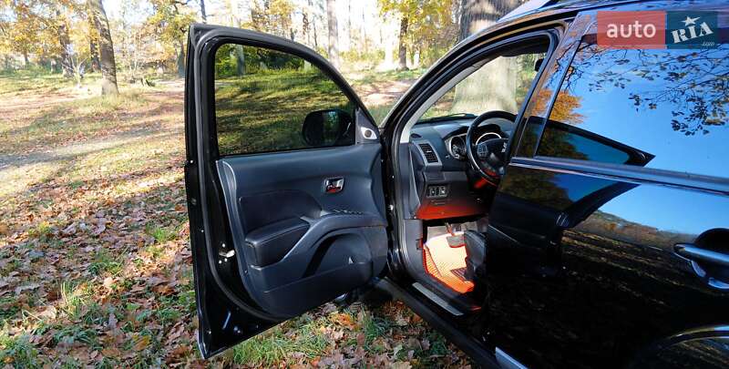 Внедорожник / Кроссовер Mitsubishi Outlander 2007 в Белой Церкви