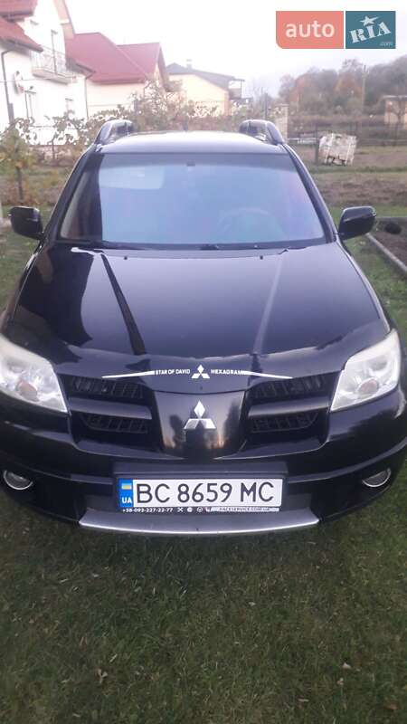 Позашляховик / Кросовер Mitsubishi Outlander 2007 в Львові