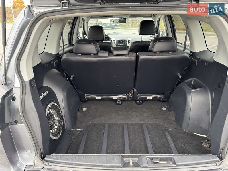 Внедорожник / Кроссовер Mitsubishi Outlander 2011 в Полтаве