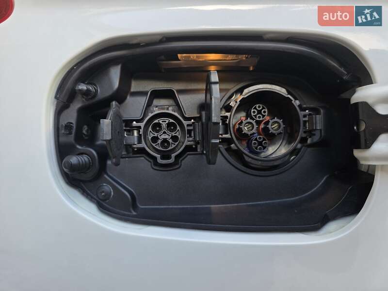 Позашляховик / Кросовер Mitsubishi Outlander 2018 в Львові фото 36 Позашляховик / Кросовер Mitsubishi Outlander 2018 в Львові