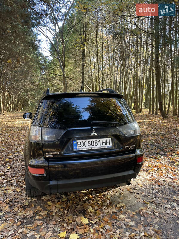 Внедорожник / Кроссовер Mitsubishi Outlander 2011 в Хмельницком