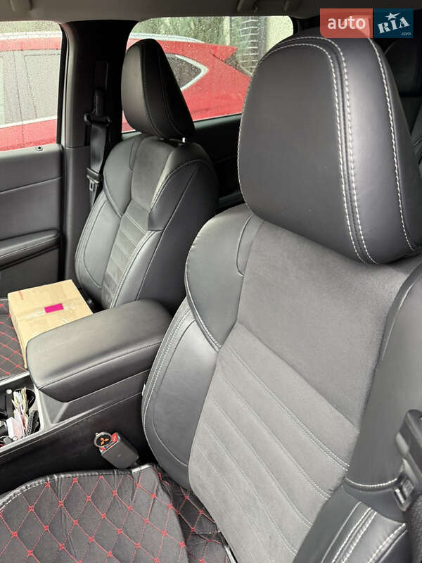 Внедорожник / Кроссовер Mitsubishi Outlander 2022 в Ирпене фото 3 Внедорожник / Кроссовер Mitsubishi Outlander 2022 в Ирпене