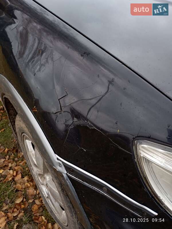 Позашляховик / Кросовер Mitsubishi Outlander 2006 в Гощі