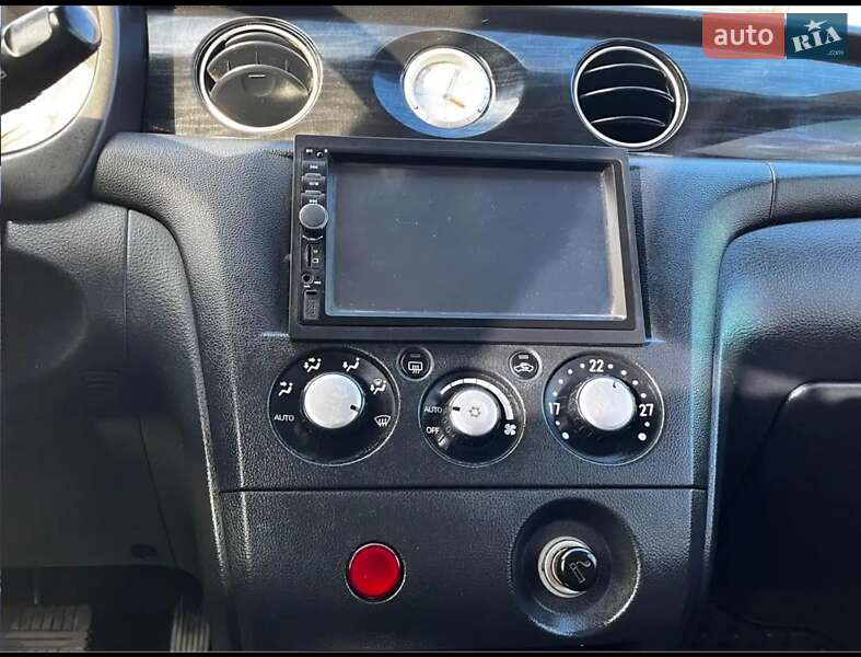 Внедорожник / Кроссовер Mitsubishi Outlander 2004 в Косове