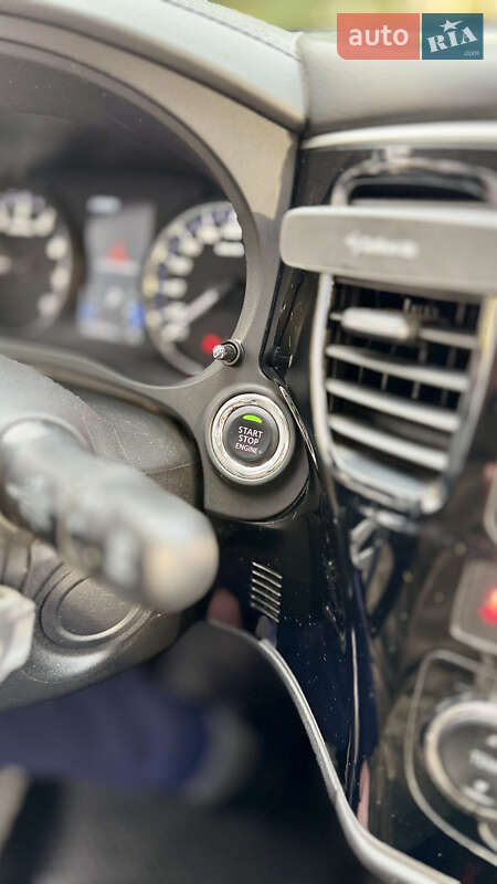 Внедорожник / Кроссовер Mitsubishi Outlander 2016 в Борисполе фото 9 Внедорожник / Кроссовер Mitsubishi Outlander 2016 в Борисполе