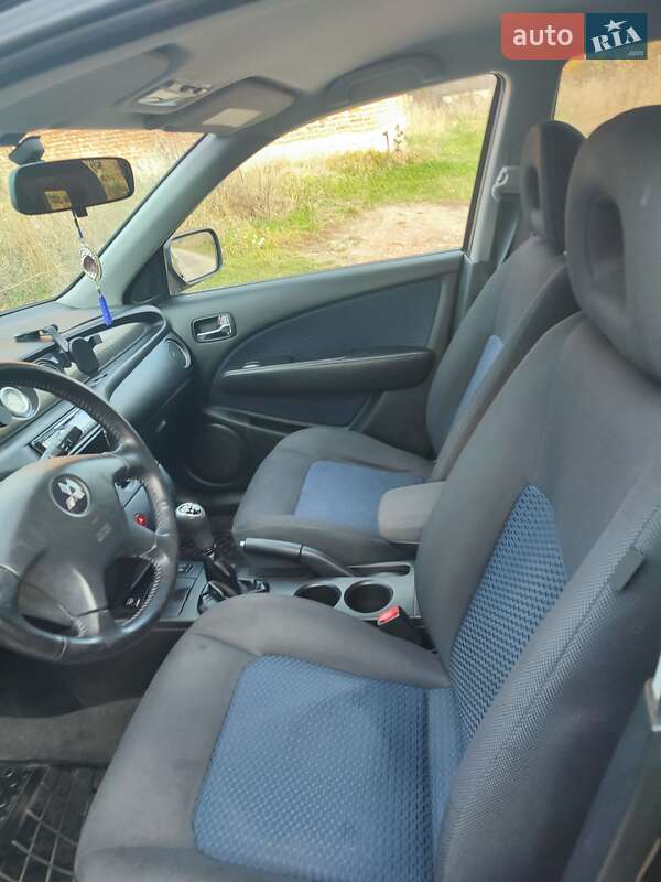 Позашляховик / Кросовер Mitsubishi Outlander 2008 в Івано-Франківську фото 14 Позашляховик / Кросовер Mitsubishi Outlander 2008 в Івано-Франківську