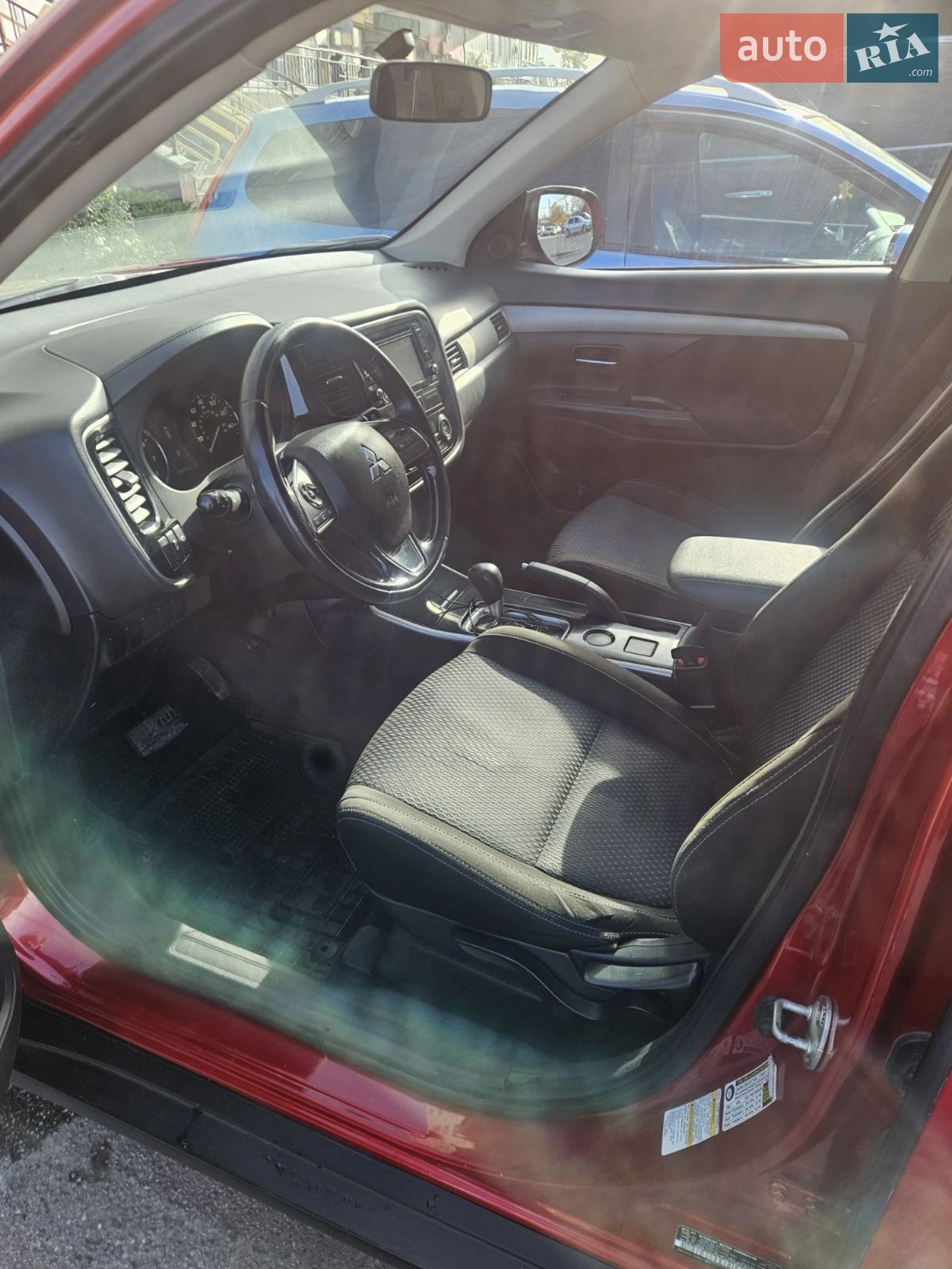 2017 Mitsubishi Outlander - мініатюра 12